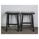 2x The Bid Painted Solid Wood Counter Ht Stools