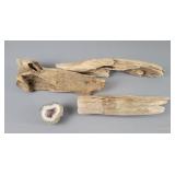 Lot Driftwood And Geode