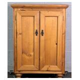 Holmes County Chair Co Us Made Pine 2 Door Cabinet