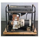 Briggs & Stratton 600w Portable Gas Generator
