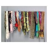 20x Bid Assorted Scarves
