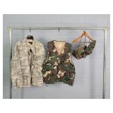4 Pc Lot Of Camo Items