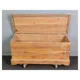 Vintage Non Locking Cedar Blanket Chest