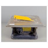 Qep 7" Wet Tile Saw Powers Up