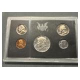 1969 Us Mint Proof Set With Silver Half Dollar