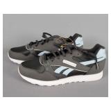 New Reebok Size 11 Sneaker