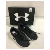 UNDER ARMOUR KIDS SHOES 5.5 UNDER ARMOUR KIDS SHOES 5.5