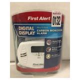 FIRST ALERT DIGITAL DISPLAY CARBON MONOXIDE ALARM FIRST ALERT DIGITAL DISPLAY CARBON MONOXIDE ALARM