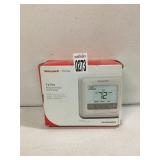 HONEYWELL T4 PRO THERMOSTAT HONEYWELL T4 PRO THERMOSTAT