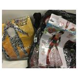 MEDIUM DALMATIAN AND QUEEN OF HEARTS COSTUME MEDIUM DALMATIAN AND QUEEN OF HEARTS COSTUME