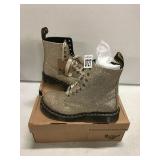 DR MARTENS BOOTS SIZE 10 DR MARTENS BOOTS SIZE 10