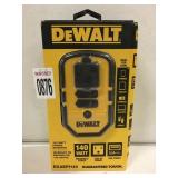 DEWALT 140W POWER INVERTER DEWALT 140W POWER INVERTER