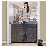 SUMMER INFANT RETRACTABLE WALK THRU SUMMER INFANT RETRACTABLE WALK THRU