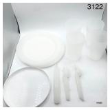 25pc Plastic Frosted Clear Dining Set (4 Cups, 4