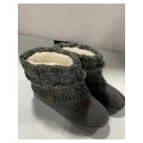 FAMILY FAIRYFUZZY BOOTS SIZE S 5-6