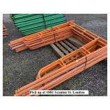 LOT - SCAFFOLD FRAMES 5 FT - MISSING CROSS BRACES