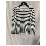 AMAZON ESSENTIALS SIZE MEDIUM LONG SLEEVE SHIRT