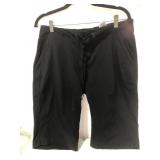 COLUMBIA SHORTS SIZE 12