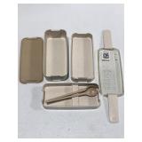 MULTI TIER LUNCHBOX 7x3x1.5/1/2IN LID CRACKED MULTI TIER LUNCHBOX 7x3x1.5/1/2IN LID CRACKED