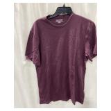 AMAZON ESSENTIALS SIZE MEDIUM SHIRTS 2 PACK AMAZON ESSENTIALS SIZE MEDIUM SHIRTS 2 PACK