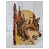 WOODEN WOLF CUT OUT APRX 15X10IN