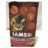 IAMS PROACTIVE HEALTH CHICKEN&SALMON 1.36KG