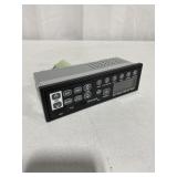 HIDAKA CAR RADIO MODEL HI-M200 HIDAKA CAR RADIO MODEL HI-M200