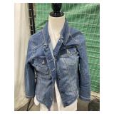 WRANGLER AUTHENTICS WOMENS SIZE LARGE JEAN JACKET
