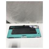 LOGITECH K400 PLUS WIRELESS TOUCH KEYBOARD