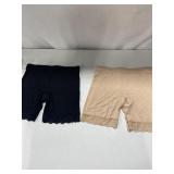 WOMENS SIZE LARGE ANTI CHAFING SHORTS