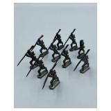 VINTAGE LEAD SOLDIERS 10 PCS TO COLLECT OR PAINT