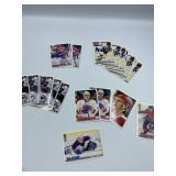 VINTAGE UNSEARCHED HOCKEY CARDS 1995 30 PCS - GEM