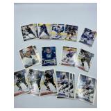VINTAGE UNSEARCHED HOCKEY CARDS 1995 30 PCS - GEM
