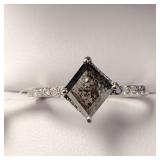PLATINUM PT950 SALT AND PEPPER DIAMOND(1.3CT)