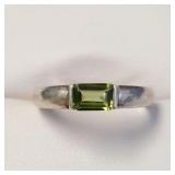 SILVER PERIDOT   RING