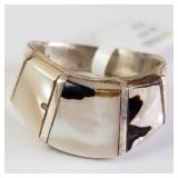 SILVER GEMSTONE  RING (~SIZE 8) (~WEIGHT 5.5G)