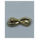 ENAMALED GOLD TONE MID-CENTURY BROOCH - TIMELESS