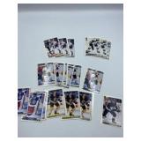 VINTAGE UNSEARCHED HOCKEY CARDS 1995 30 PCS - GEM