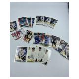VINTAGE UNSEARCHED HOCKEY CARDS 1995 30 PCS - GEM