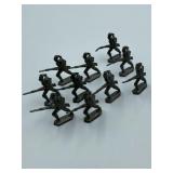VINTAGE LEAD SOLDIERS 10 PCS TO COLLECT OR PAINT