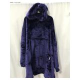 MISS MILA WEARABLE BLANKET HOODIE