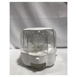 ROTATING FOOD DISPENSER NEEDS TO BE CLEANED
