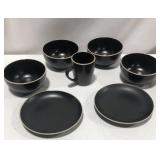 ASSORTED DINNERWARE 7PC