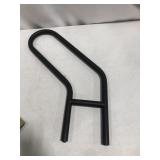 METAL RAILING PIECEAPPROX: (H) 23 X (W) 15 IN.