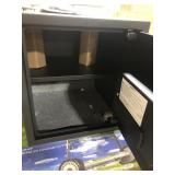 AMAZONBASICS HOUSE SAFE 13x13x14IN