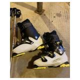 SALOMON SKI BOOTS SIZE 25 AND SCOTT POLES -