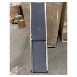 PET SAFE RAMP 60 IN (USED)
