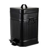VINTAGE GARBAGE CAN WITH LID 5 LITER VINTAGE GARBAGE CAN WITH LID 5 LITER