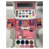 MAKEUP KIT