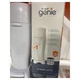 DIAPER GENIE COMPLETE COMES WITH 3 REFILLS